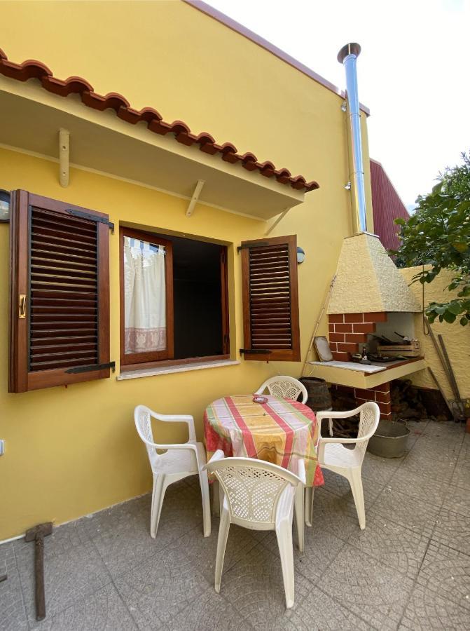 B&B Babay Guspini Buitenkant foto